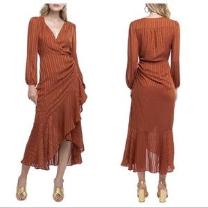 ASTR The Label SIDE CINCHED MERMAID MIDI DRESS